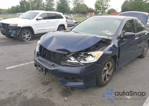 2017 Honda Accord Lx z USA, uszkodzony, nr VIN 1HGCR2F36HA187140